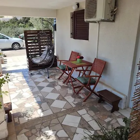 Apartments Tomas Trogir Exterior photo