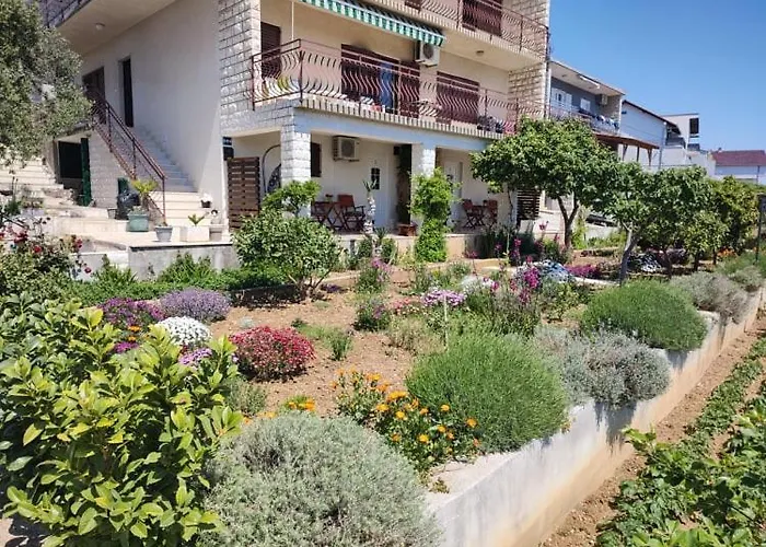 Apartments Tomas